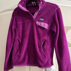 Patagonia womens Purple Fleece Jacket size small